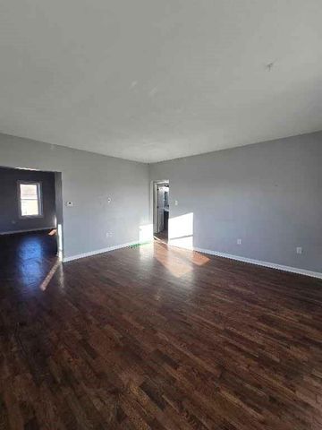 313 E Kay Street, Lansing, KS 66043