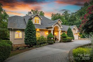 1779 8th Street Drive NW, Hickory, NC 28601