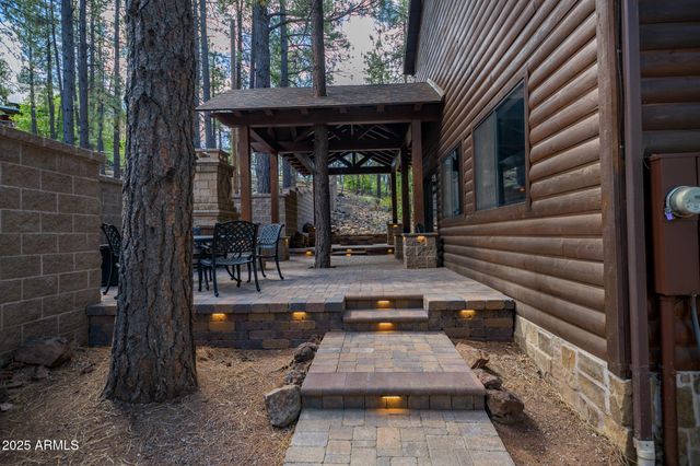 17385 MOUNTAINSIDE Place, Munds Park, AZ 86017