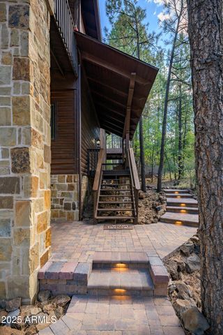 17385 MOUNTAINSIDE Place, Munds Park, AZ 86017