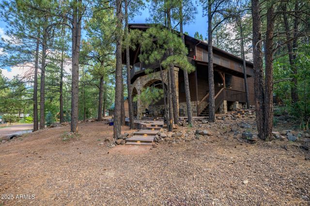 17385 MOUNTAINSIDE Place, Munds Park, AZ 86017