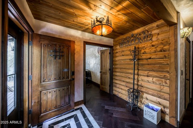 17385 MOUNTAINSIDE Place, Munds Park, AZ 86017