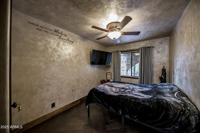 17385 MOUNTAINSIDE Place, Munds Park, AZ 86017