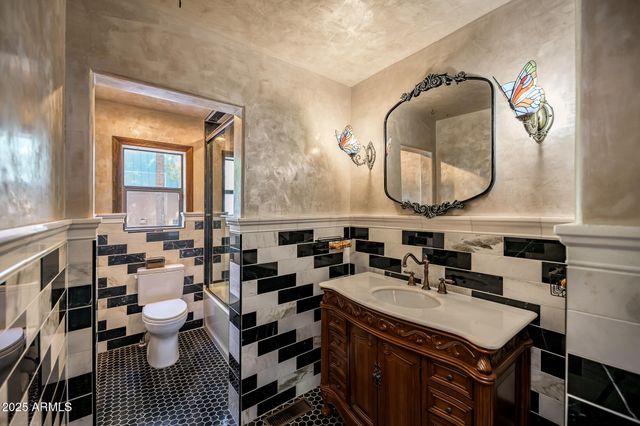 17385 MOUNTAINSIDE Place, Munds Park, AZ 86017