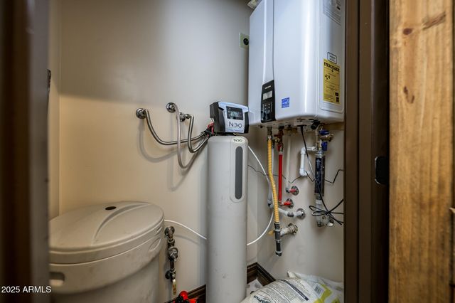 17385 MOUNTAINSIDE Place, Munds Park, AZ 86017