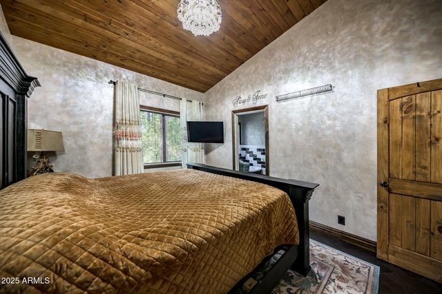 17385 MOUNTAINSIDE Place, Munds Park, AZ 86017