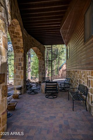 17385 MOUNTAINSIDE Place, Munds Park, AZ 86017