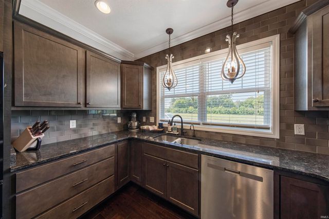 15333 Reading Drive, Evansville, IN 47725