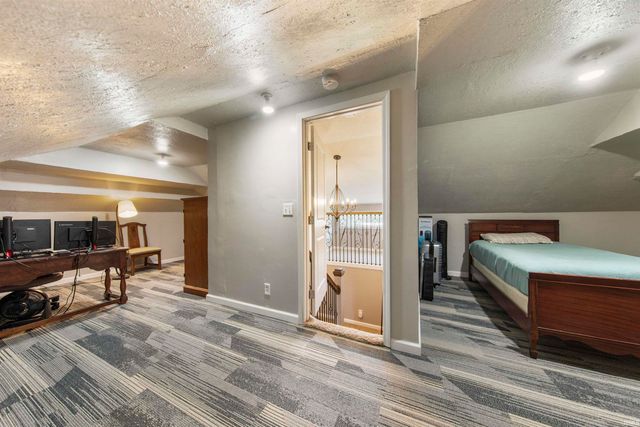 15333 Reading Drive, Evansville, IN 47725