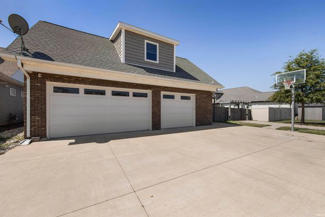 15333 Reading Drive, Evansville, IN 47725