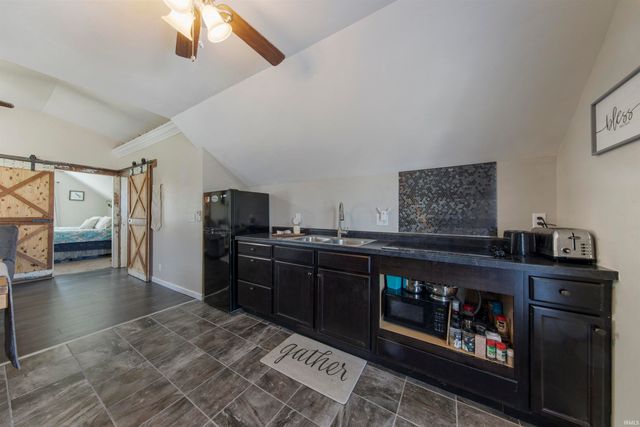 15333 Reading Drive, Evansville, IN 47725