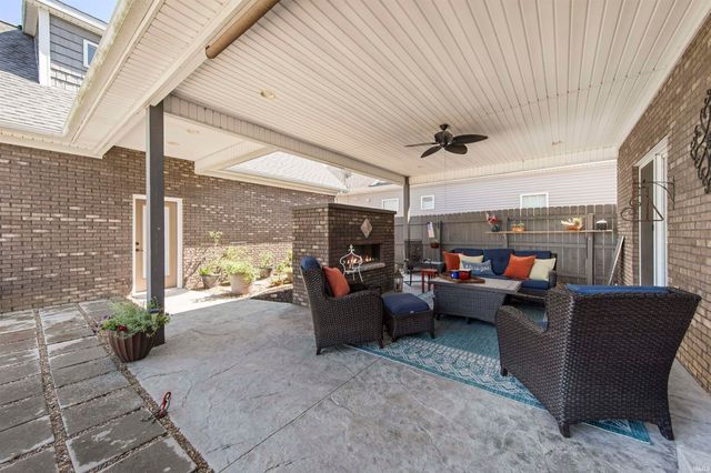 15333 Reading Drive, Evansville, IN 47725