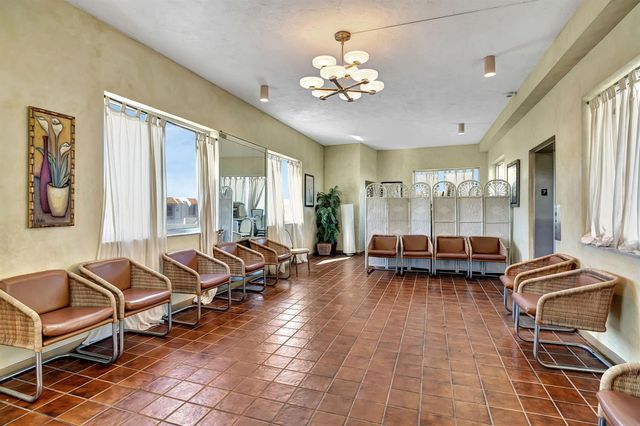 3910 Inverrary Boulevard 601-B, Lauderhill, FL 33319