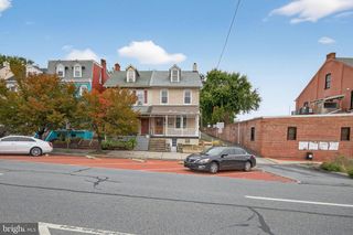 341 E WALNUT ST, Lancaster, PA 17602