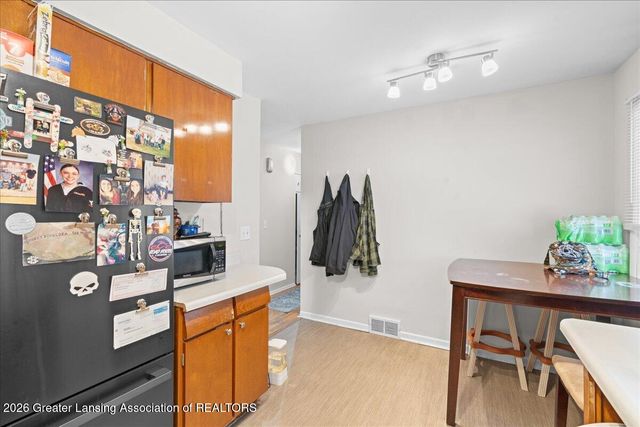 1421 Lamont Street, Lansing, MI 48915