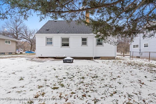 1421 Lamont Street, Lansing, MI 48915