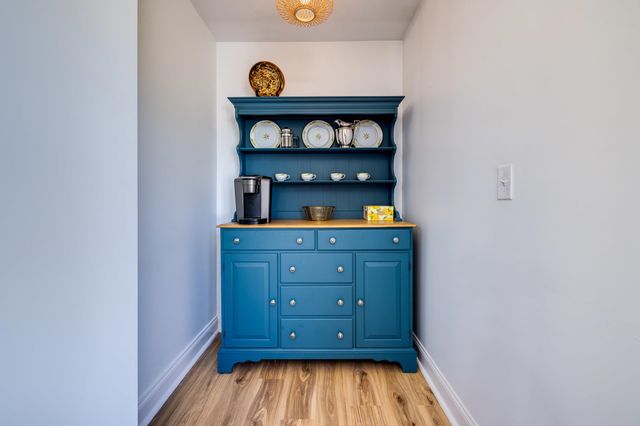 901 RIVERSIDE AVE, Grottoes, VA 24441