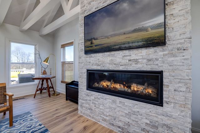 901 RIVERSIDE AVE, Grottoes, VA 24441