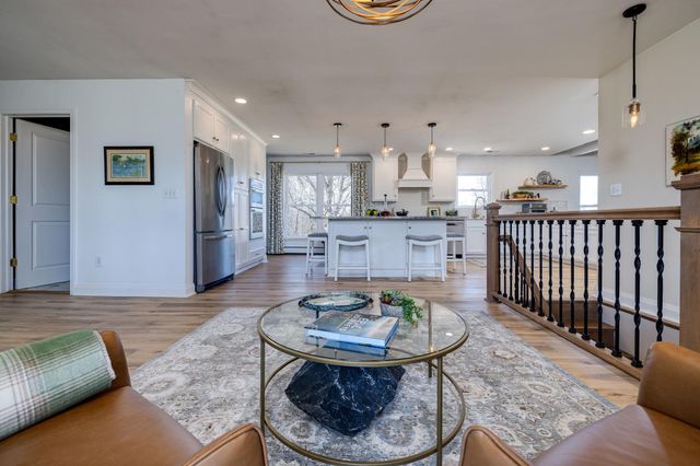 901 RIVERSIDE AVE, Grottoes, VA 24441