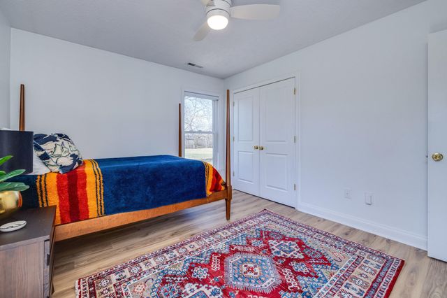 901 RIVERSIDE AVE, Grottoes, VA 24441