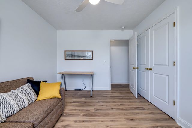 901 RIVERSIDE AVE, Grottoes, VA 24441