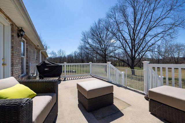 901 RIVERSIDE AVE, Grottoes, VA 24441