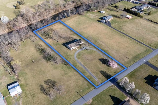 901 RIVERSIDE AVE, Grottoes, VA 24441