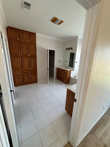 140 County Road 167, Georgetown, TX 78626