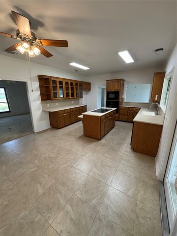 140 County Road 167, Georgetown, TX 78626