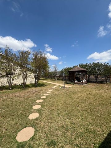 140 County Road 167, Georgetown, TX 78626