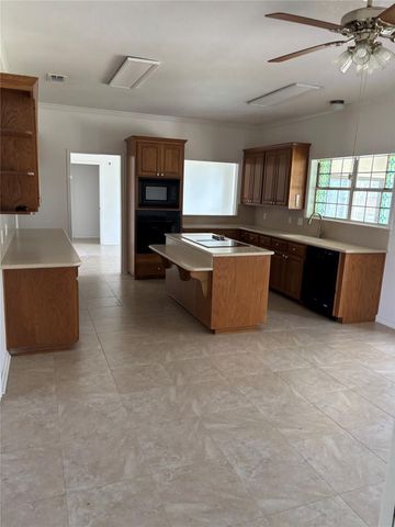 140 County Road 167, Georgetown, TX 78626