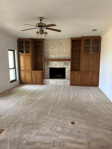 140 County Road 167, Georgetown, TX 78626