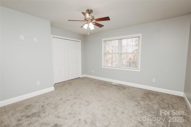 89 Bobcat Path, Marion, NC 28752