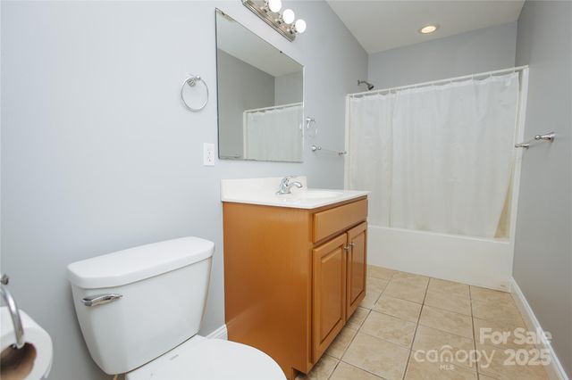 89 Bobcat Path, Marion, NC 28752