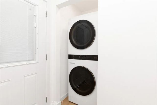 1845 W 66th, Los Angeles, CA 90047