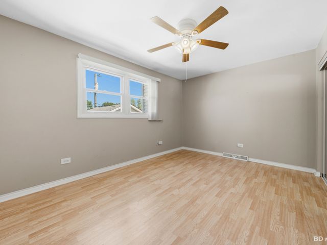 11735 S Leamington Avenue, Alsip, IL 60803