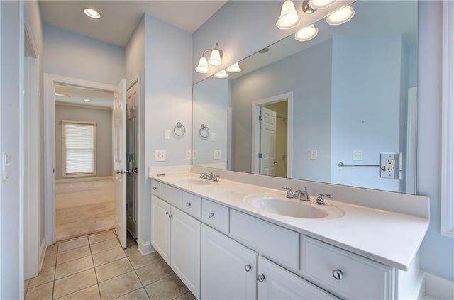119 Vinings Way SE, Calhoun, GA 30701