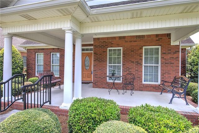 119 Vinings Way SE, Calhoun, GA 30701
