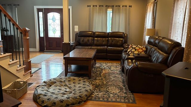 681 Mill St, Agawam, MA 01030