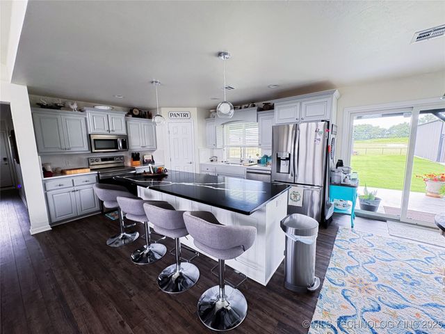 11870 Xander Lane, Kingston, OK 73439