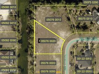 2912 NW 17th PL, Cape Coral, FL 33993