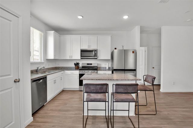 234 Pine Cavern Drive, Conroe, TX 77378