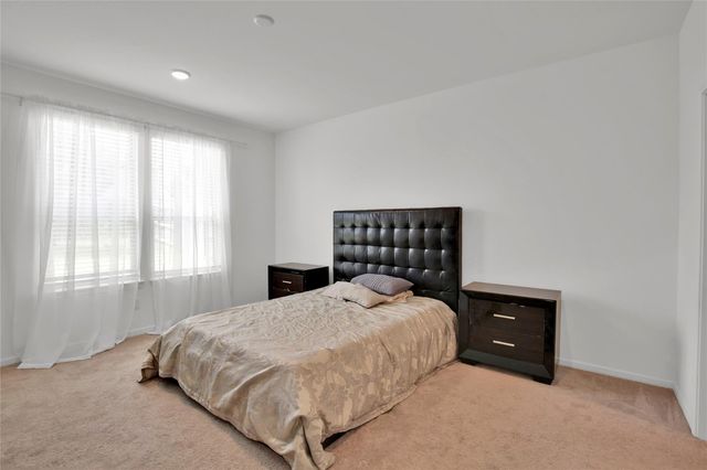 234 Pine Cavern Drive, Conroe, TX 77378