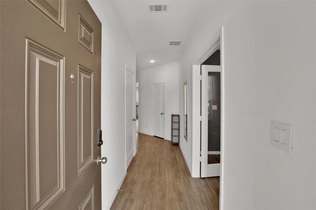234 Pine Cavern Drive, Conroe, TX 77378