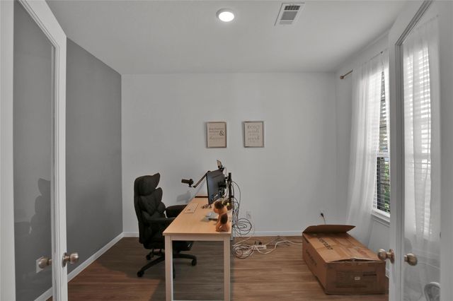 234 Pine Cavern Drive, Conroe, TX 77378
