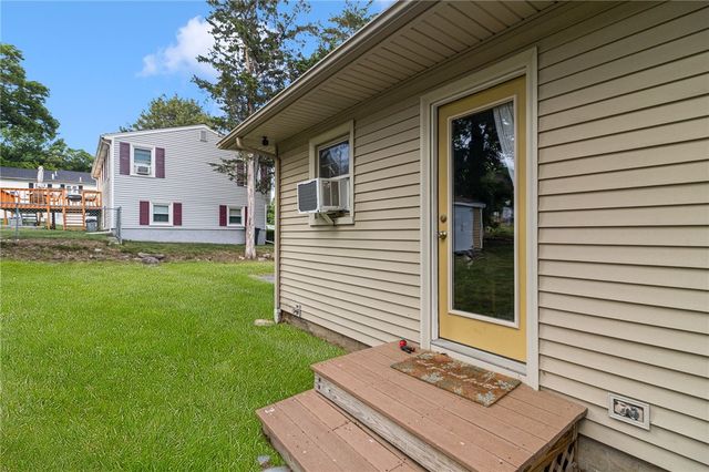 50 Memorial Avenue, Johnston, RI 02919