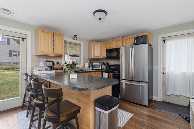 50 Memorial Avenue, Johnston, RI 02919