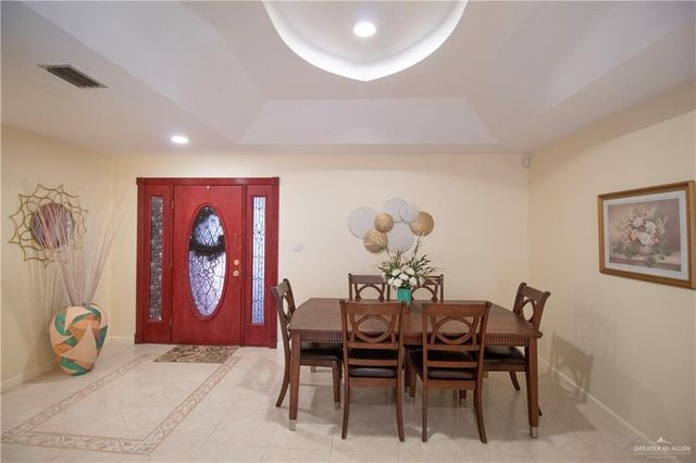 6805 N 15th Lane, Mcallen, TX 78504