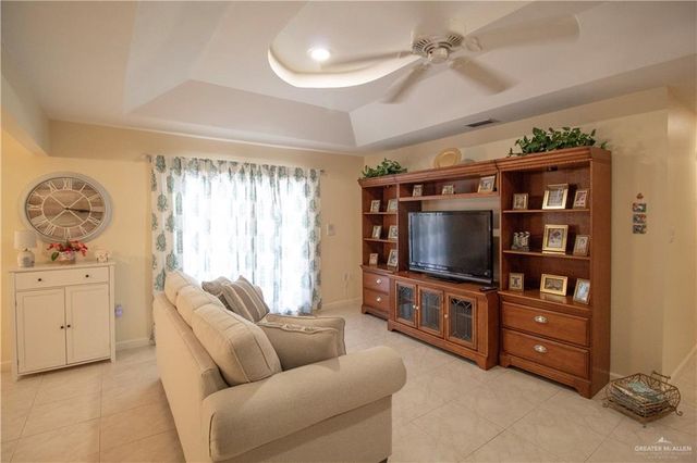 6805 N 15th Lane, Mcallen, TX 78504