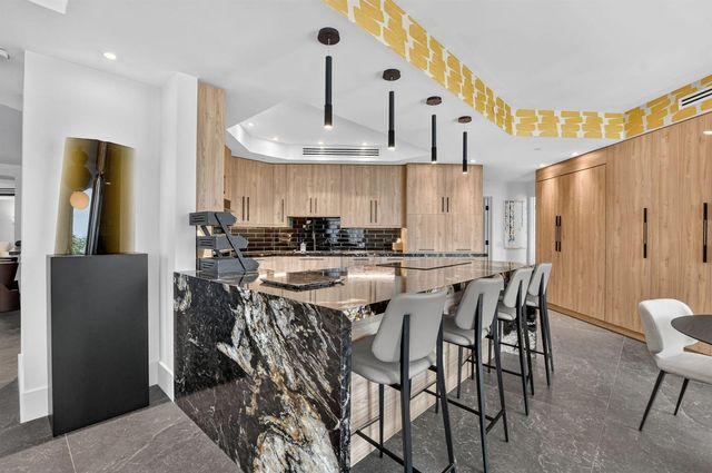 20310 Fairway Oaks Drive 143, Boca Raton, FL 33434